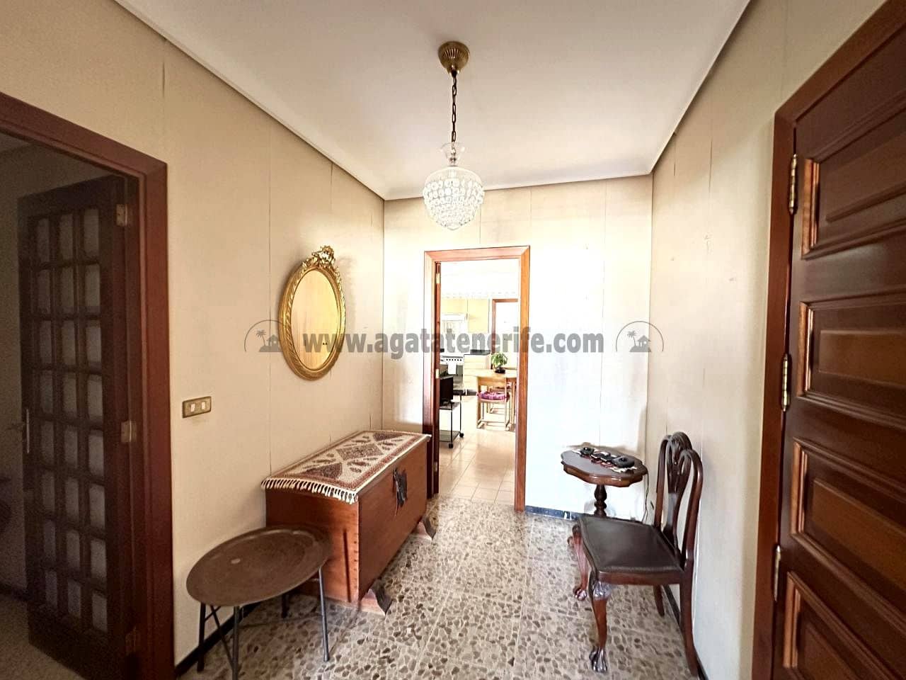 4 soveværelse Lejlighed til salg i Santa Cruz de Tenerife med garage - € 580.000 (Ref: 9106935)