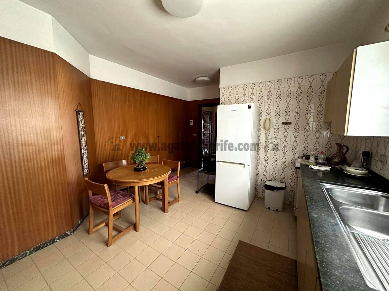 4 soveværelse Lejlighed til salg i Santa Cruz de Tenerife med garage - € 580.000 (Ref: 9106935)