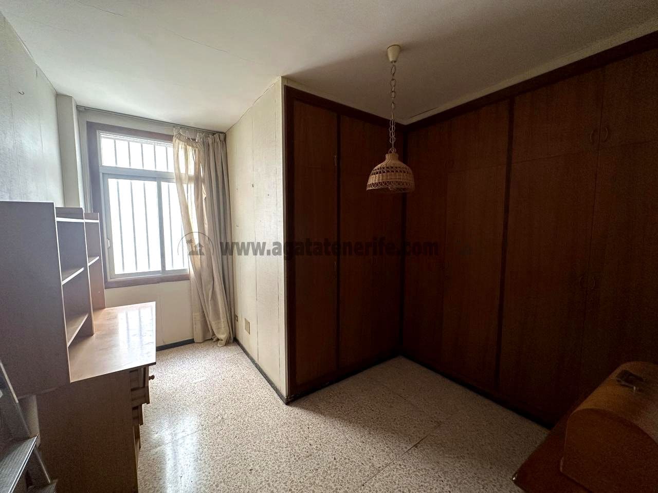 4 soveværelse Lejlighed til salg i Santa Cruz de Tenerife med garage - € 580.000 (Ref: 9106935)