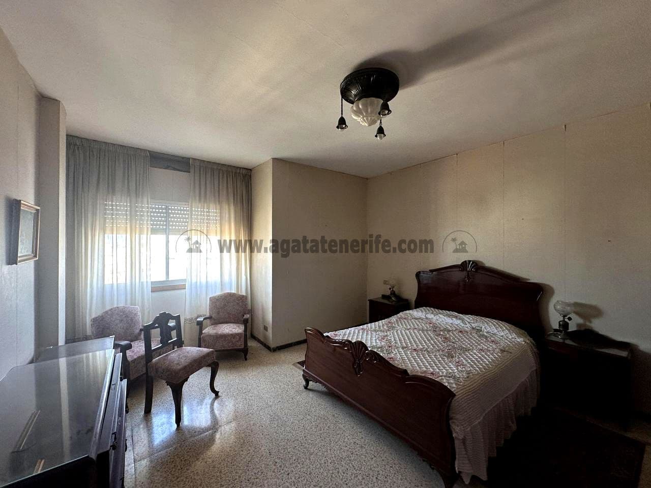 4 soveværelse Lejlighed til salg i Santa Cruz de Tenerife med garage - € 580.000 (Ref: 9106935)