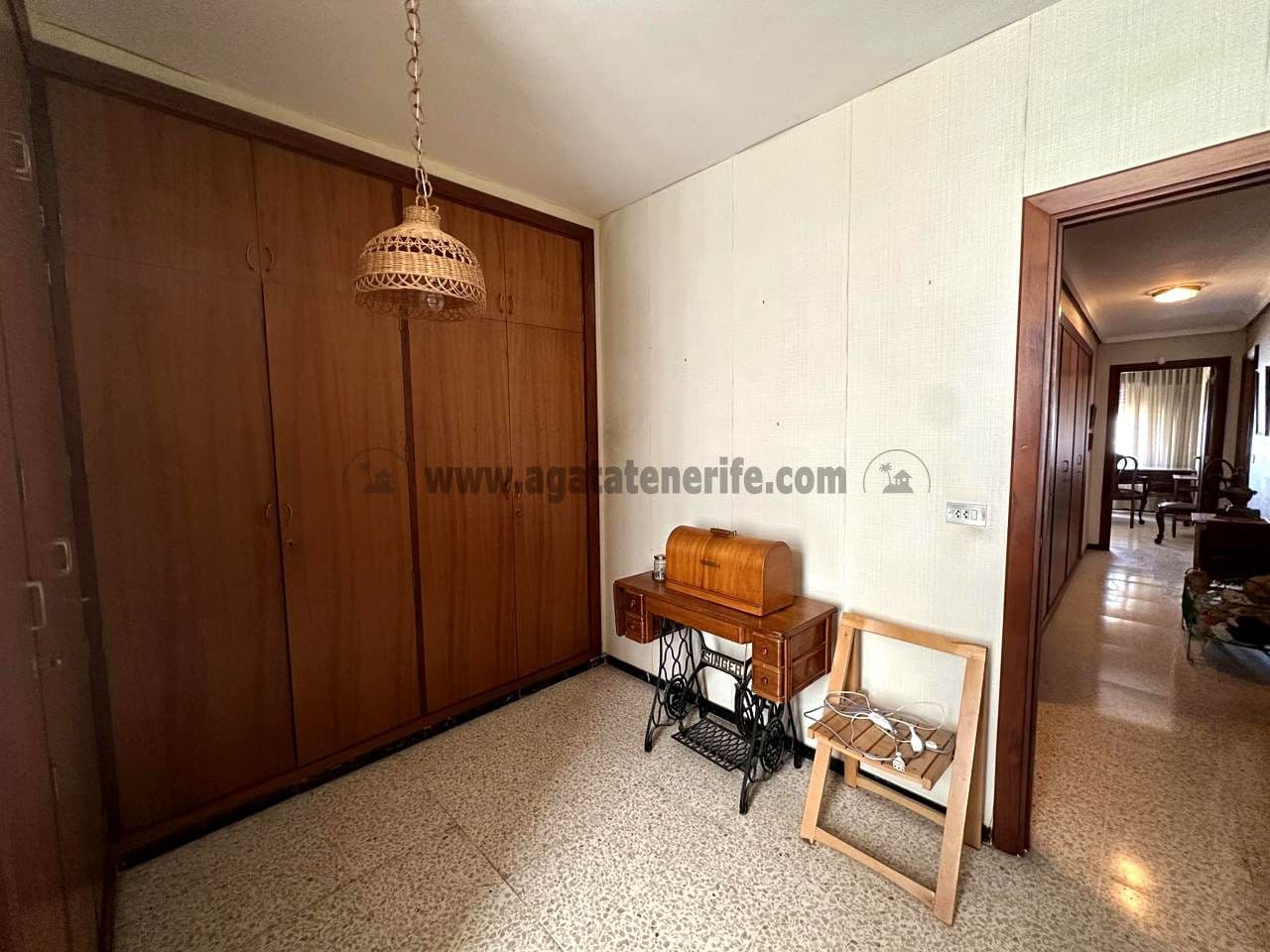 4 soveværelse Lejlighed til salg i Santa Cruz de Tenerife med garage - € 580.000 (Ref: 9106935)