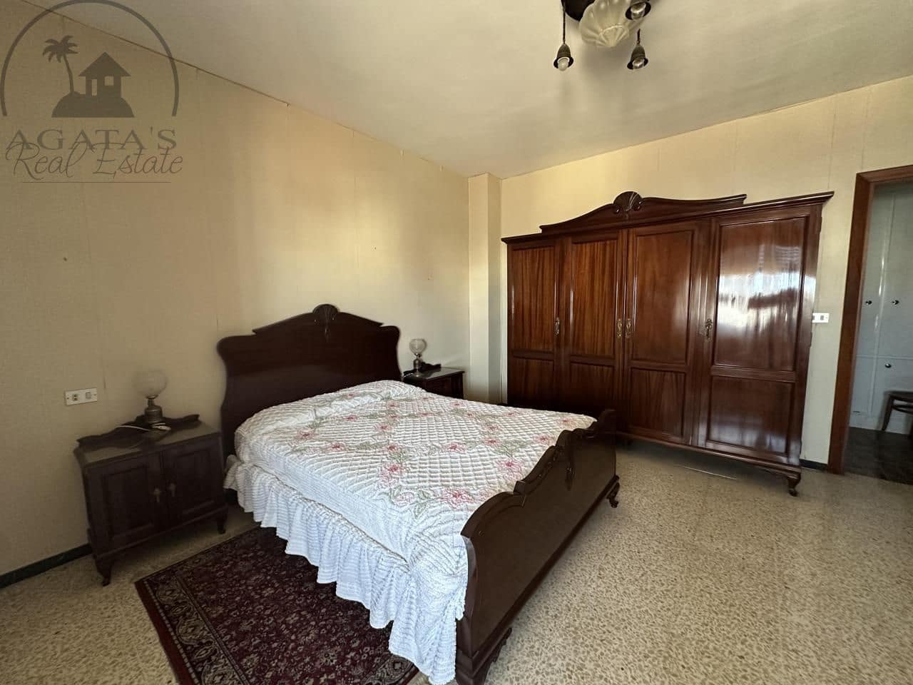 4 soveværelse Lejlighed til salg i Santa Cruz de Tenerife med garage - € 580.000 (Ref: 9106935)