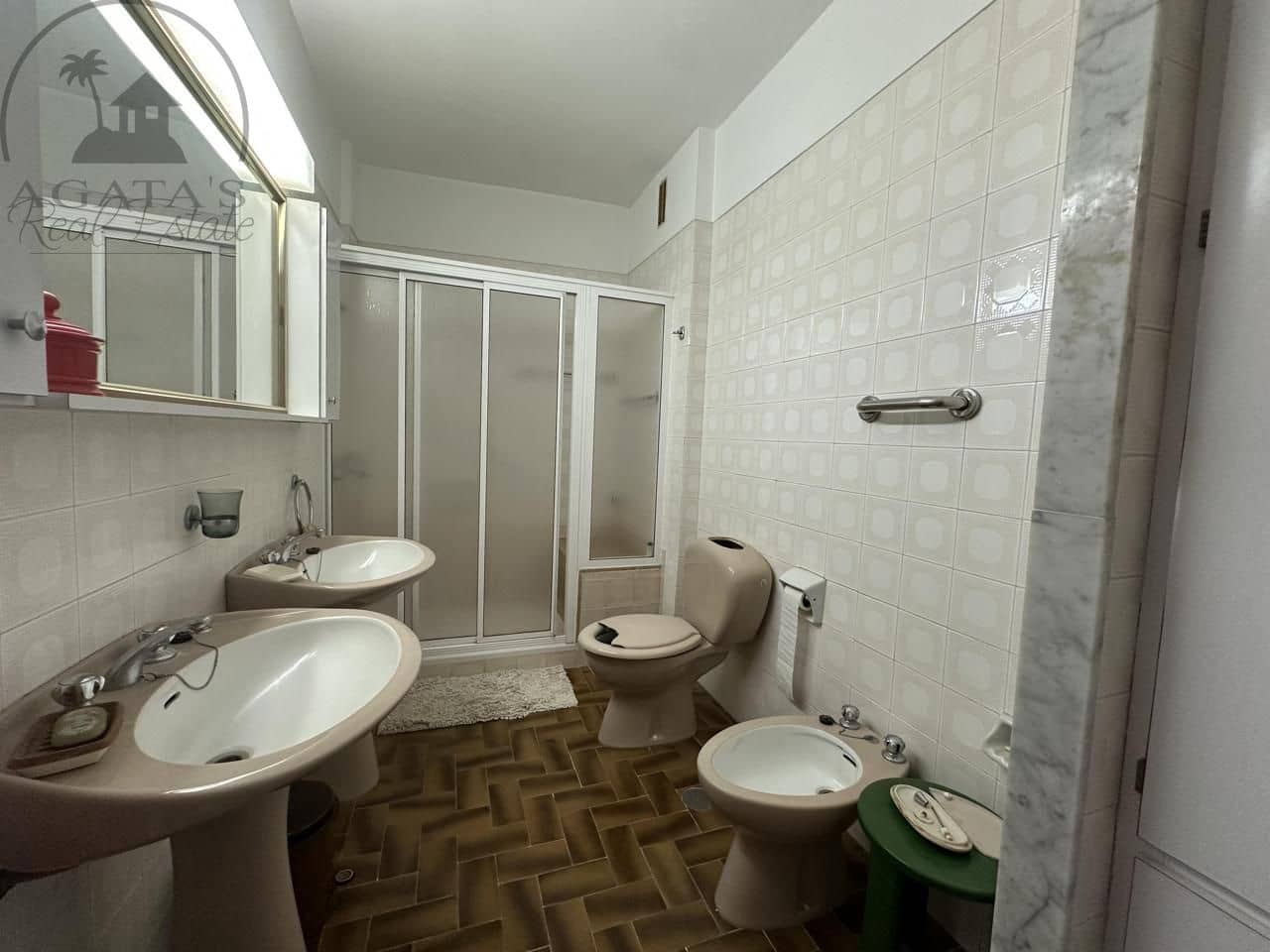 4 soveværelse Lejlighed til salg i Santa Cruz de Tenerife med garage - € 580.000 (Ref: 9106935)