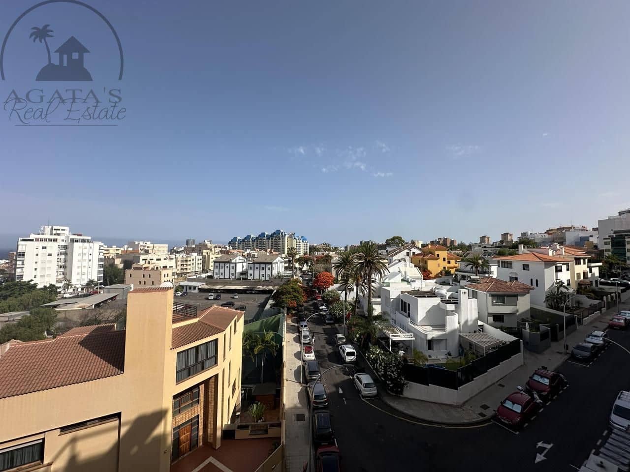 4 soveværelse Lejlighed til salg i Santa Cruz de Tenerife med garage - € 580.000 (Ref: 9106935)