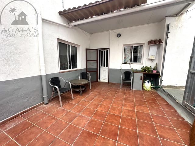 Chalet de 4 habitaciones en Buenavista del Norte en venta - 195.000 € (Ref: 9107339)