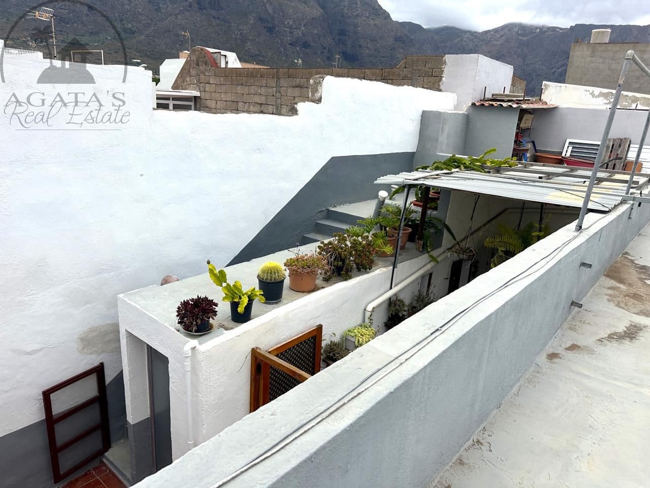 4 quarto Moradia para venda em Buenavista del Norte - 195 000 € (Ref: 9107339)