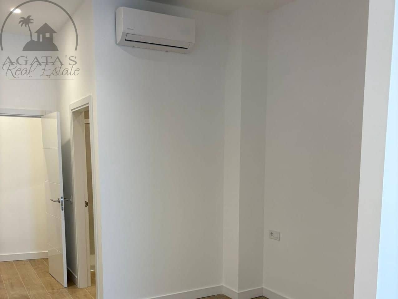 1 bedroom Flat for sale in Santa Cruz de Tenerife - € 190,000 (Ref: 9116951)