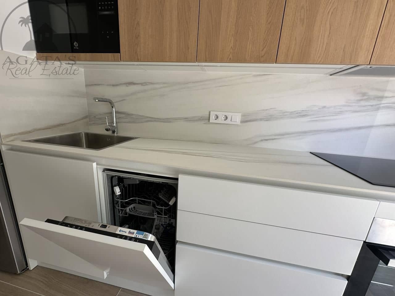 1 bedroom Flat for sale in Santa Cruz de Tenerife - € 190,000 (Ref: 9116951)