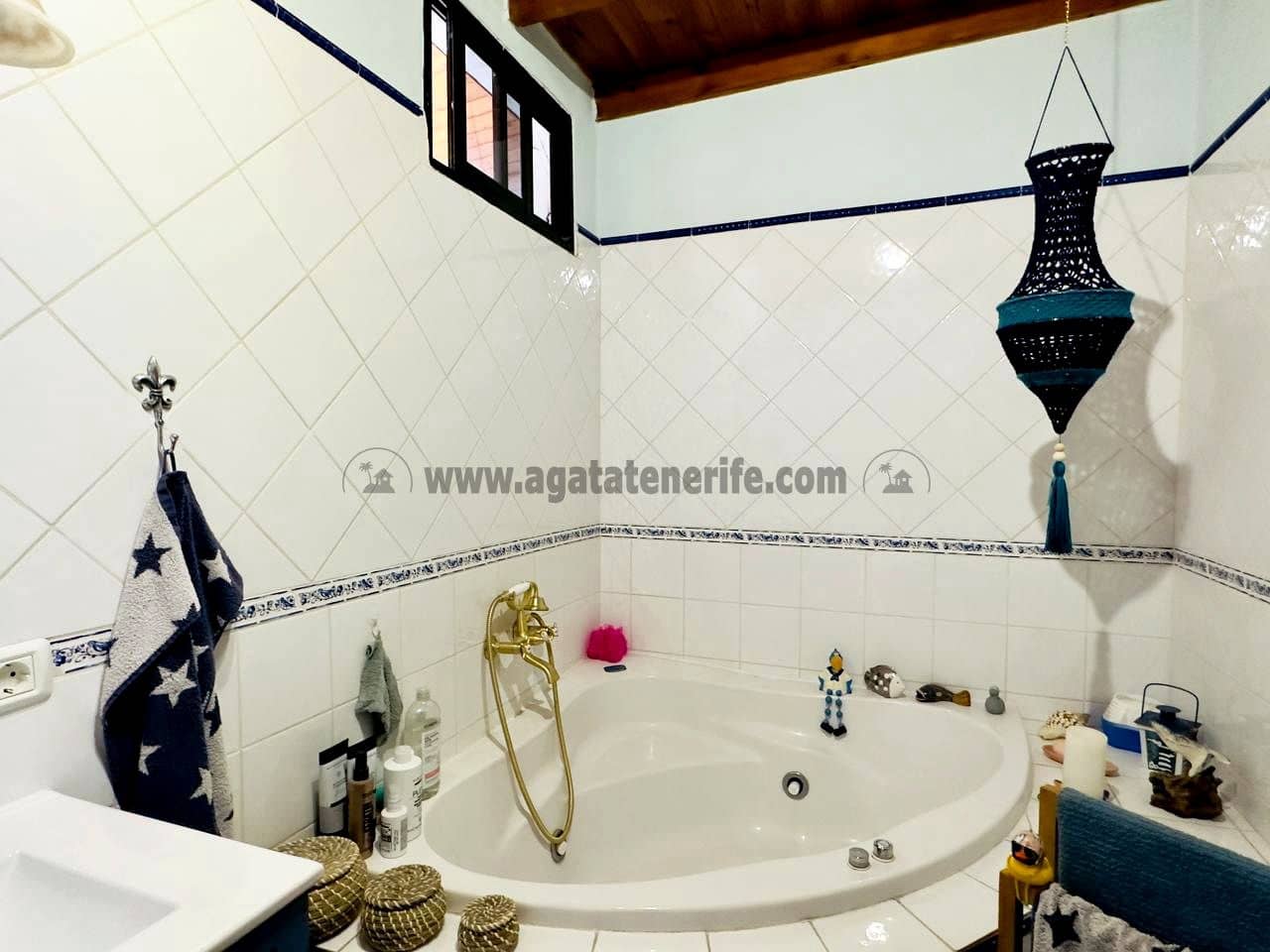 4 soveværelse Villa til salg i Icod de los Vinos med garage - € 335.000 (Ref: 9143252)