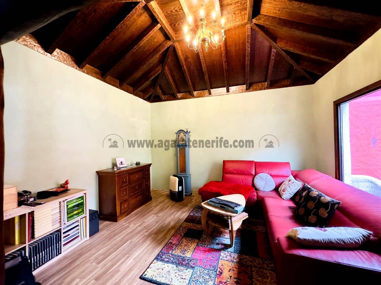 4 soveværelse Villa til salg i Icod de los Vinos med garage - € 335.000 (Ref: 9143252)