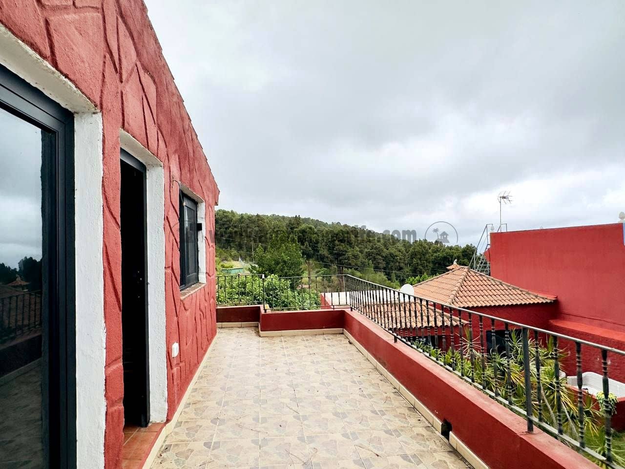 4 soveværelse Villa til salg i Icod de los Vinos med garage - € 335.000 (Ref: 9143252)