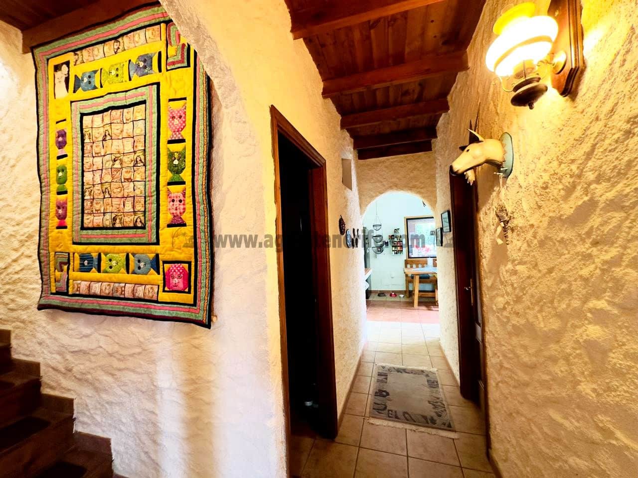 4 soveværelse Villa til salg i Icod de los Vinos med garage - € 335.000 (Ref: 9143252)