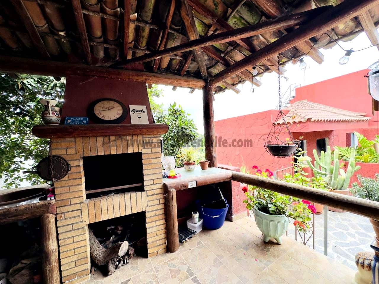 4 soveværelse Villa til salg i Icod de los Vinos med garage - € 335.000 (Ref: 9143252)