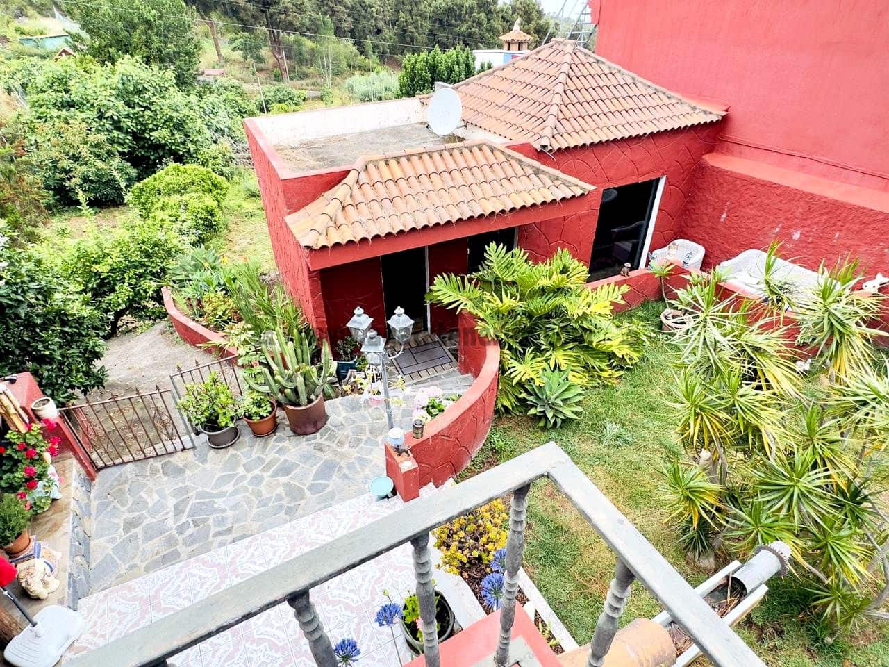 4 soveværelse Villa til salg i Icod de los Vinos med garage - € 335.000 (Ref: 9143252)