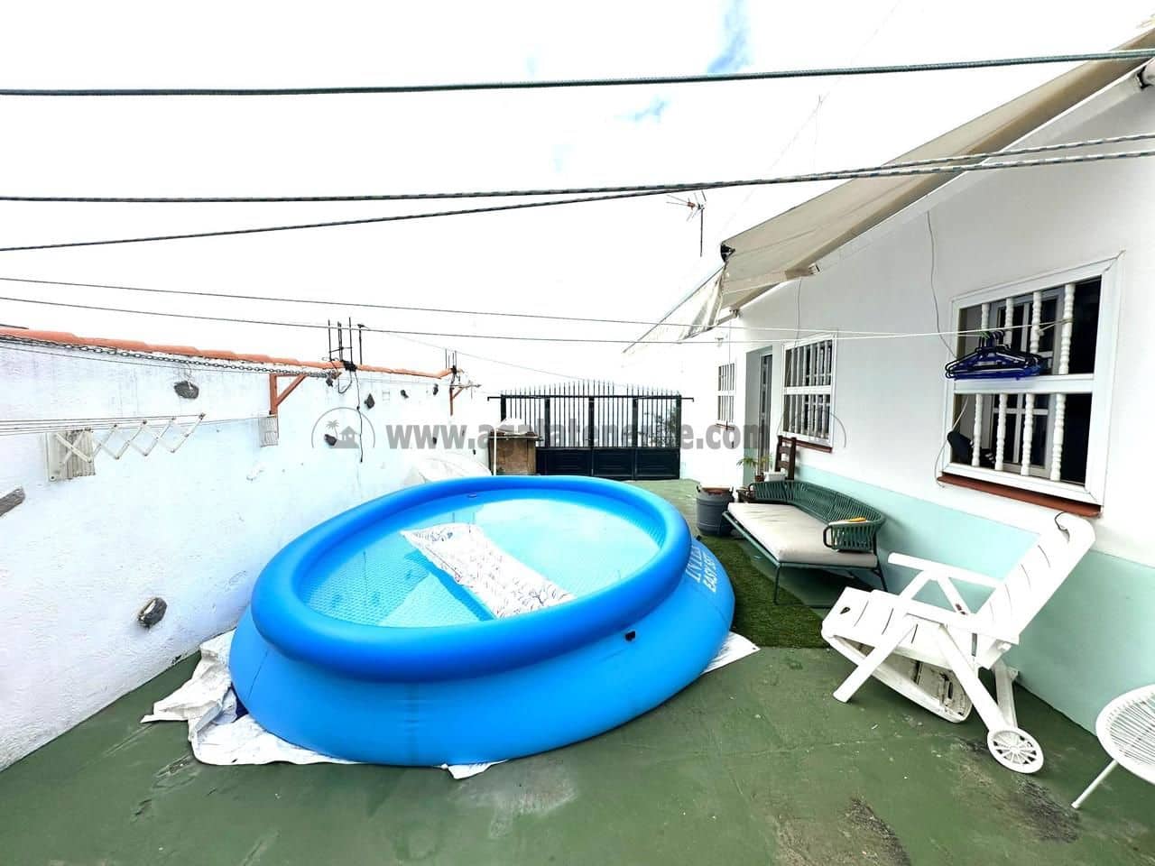 4 soveværelse Villa til salg i El Tanque med garage - € 366.000 (Ref: 9143282)