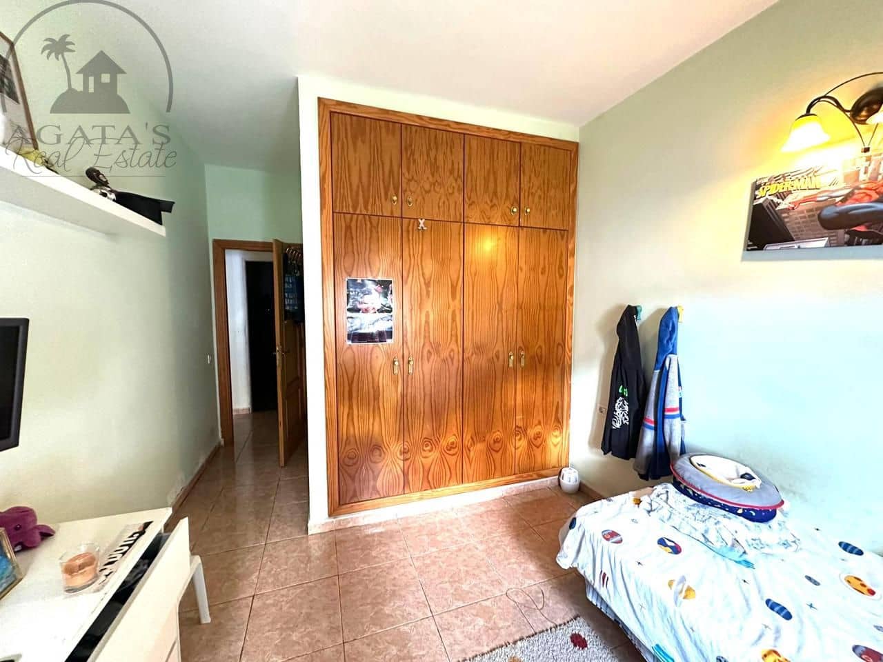 4 bedroom Villa for sale in El Tanque with garage - € 366,000 (Ref: 9143282)