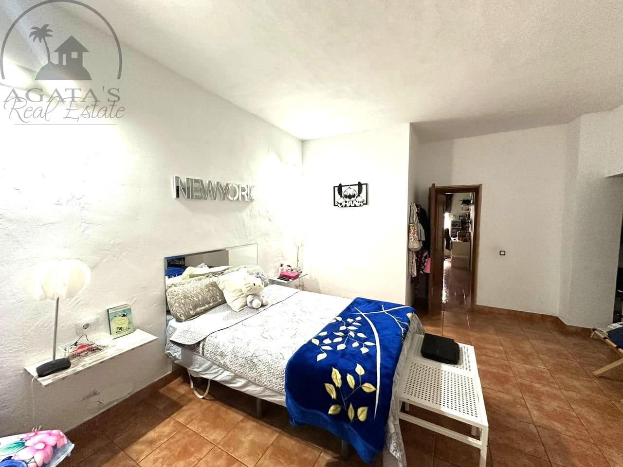 4 bedroom Villa for sale in El Tanque with garage - € 366,000 (Ref: 9143282)