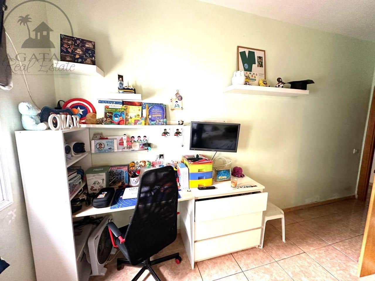 4 bedroom Villa for sale in El Tanque with garage - € 366,000 (Ref: 9143282)