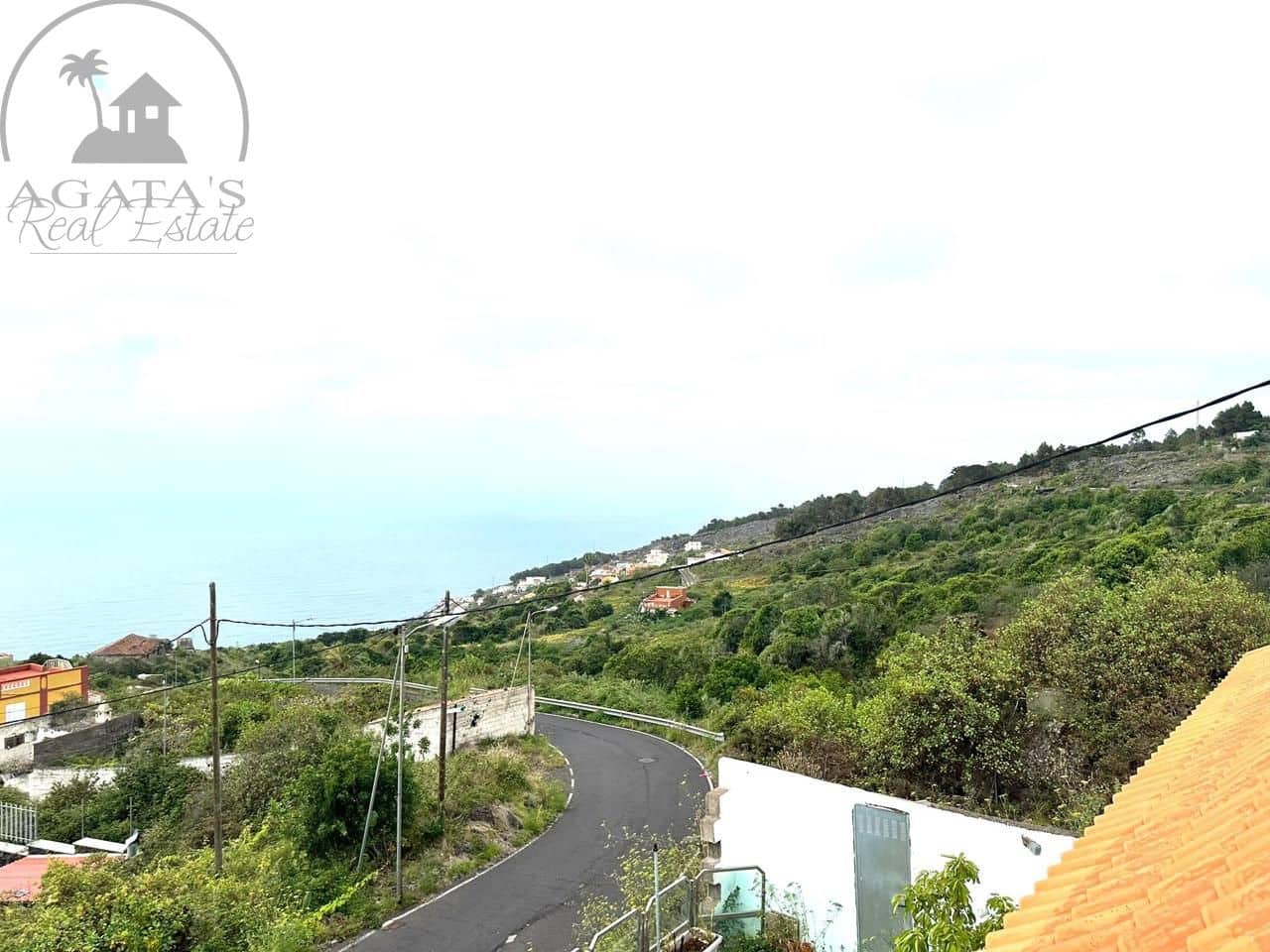 4 bedroom Villa for sale in El Tanque with garage - € 366,000 (Ref: 9143282)