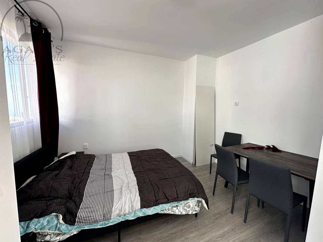 Piso de 6 habitaciones en La Guancha en venta - 190.000 € (Ref: 9176143)