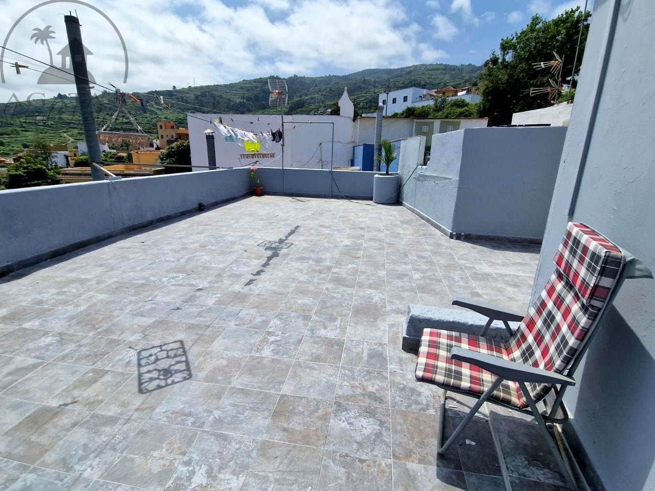 Piso de 6 habitaciones en La Guancha en venta - 190.000 € (Ref: 9176143)