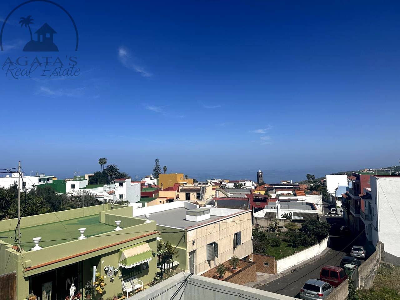 Piso de 6 habitaciones en La Guancha en venta - 190.000 € (Ref: 9176143)