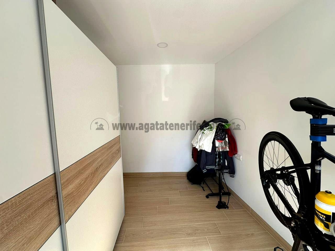 3 sypialnia Willa na sprzedaż w Los Realejos z basenem - 420 000 € (Ref: 9189568)