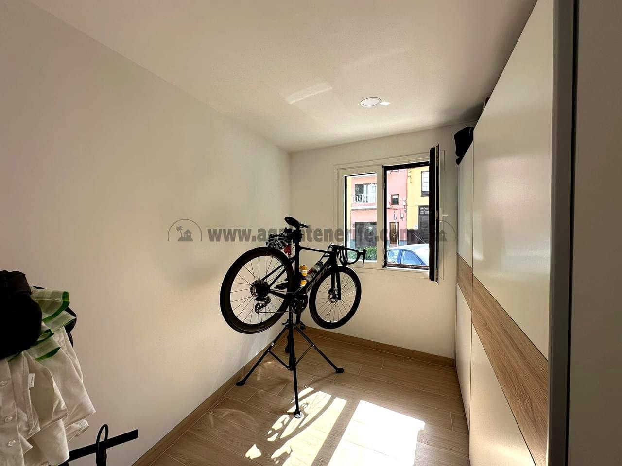 3 sypialnia Willa na sprzedaż w Los Realejos z basenem - 420 000 € (Ref: 9189568)