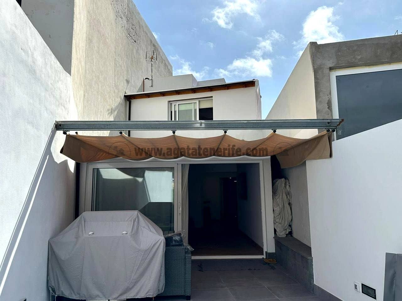 3 sypialnia Willa na sprzedaż w Los Realejos z basenem - 420 000 € (Ref: 9189568)