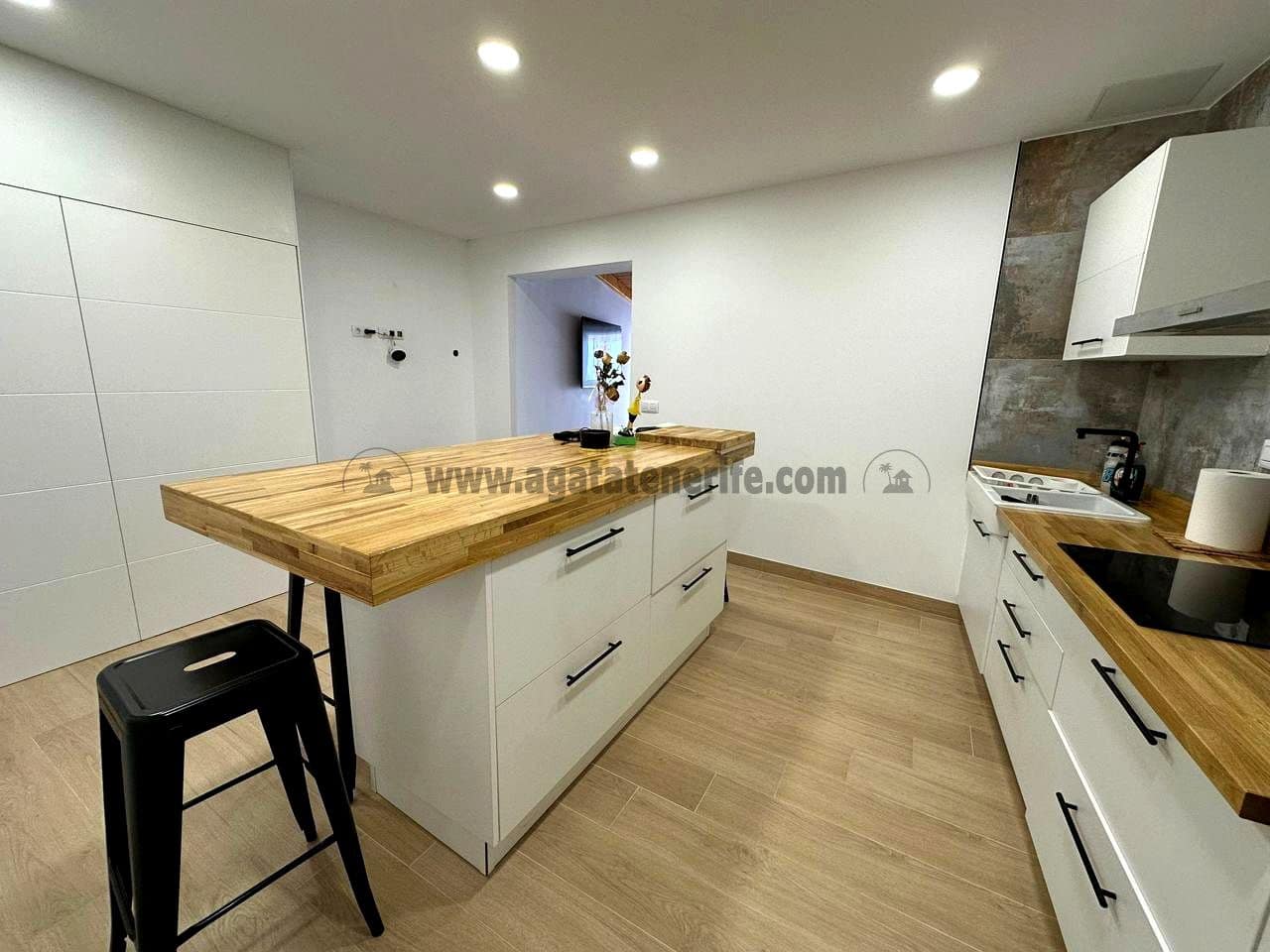 3 sypialnia Willa na sprzedaż w Los Realejos z basenem - 420 000 € (Ref: 9189568)