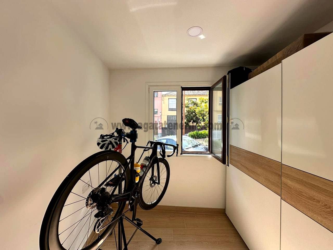 3 sypialnia Willa na sprzedaż w Los Realejos z basenem - 420 000 € (Ref: 9189568)