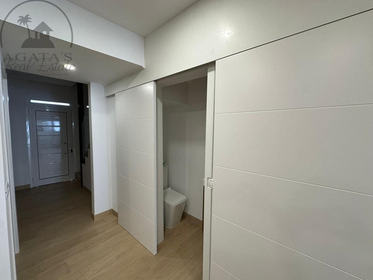 3 soverom Villa til salgs i Los Realejos med svømmebasseng - € 420 000 (Ref: 9189568)