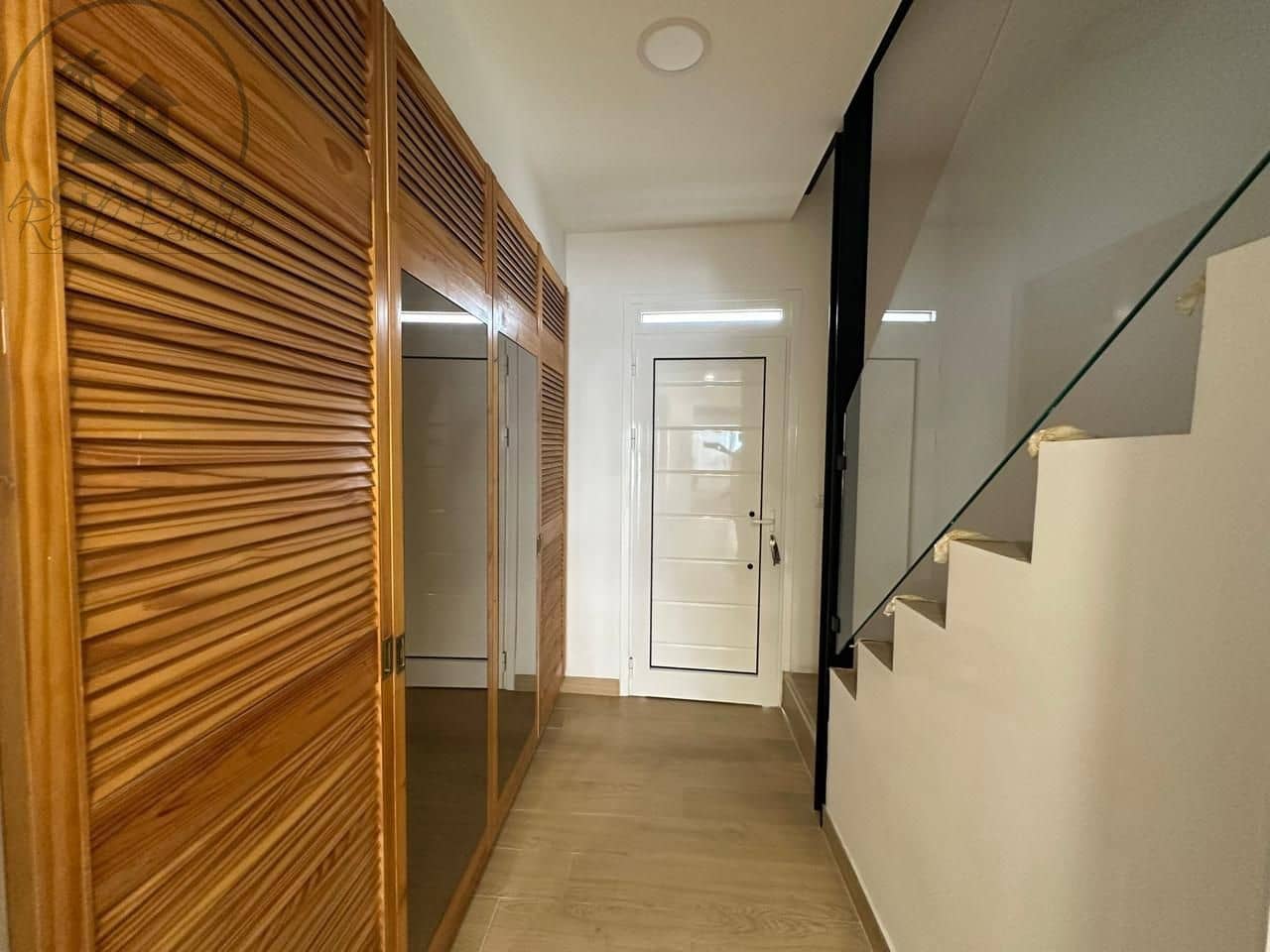 3 soverom Villa til salgs i Los Realejos med svømmebasseng - € 420 000 (Ref: 9189568)