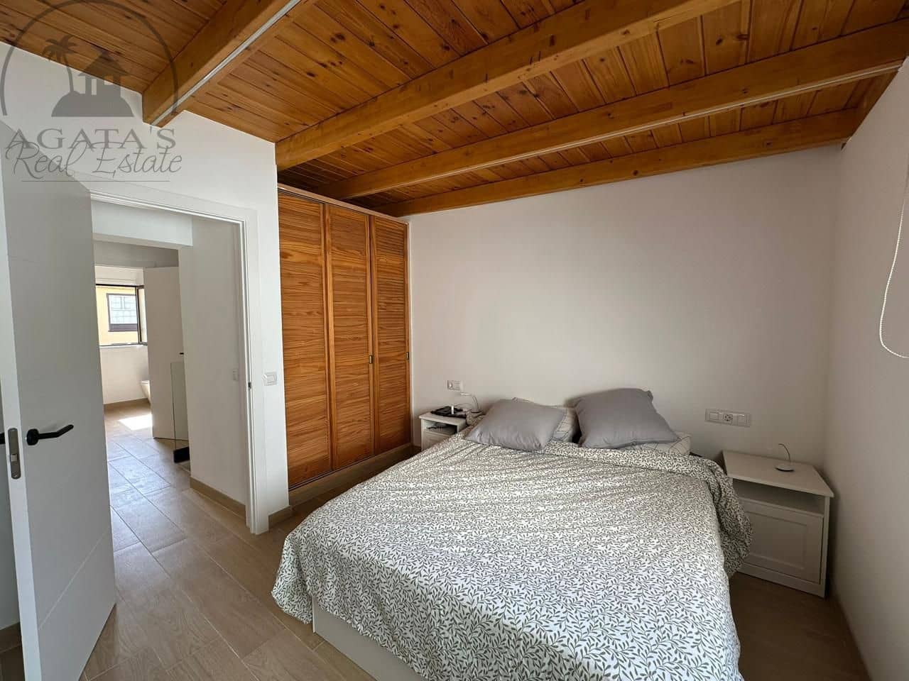 3 soverom Villa til salgs i Los Realejos med svømmebasseng - € 420 000 (Ref: 9189568)