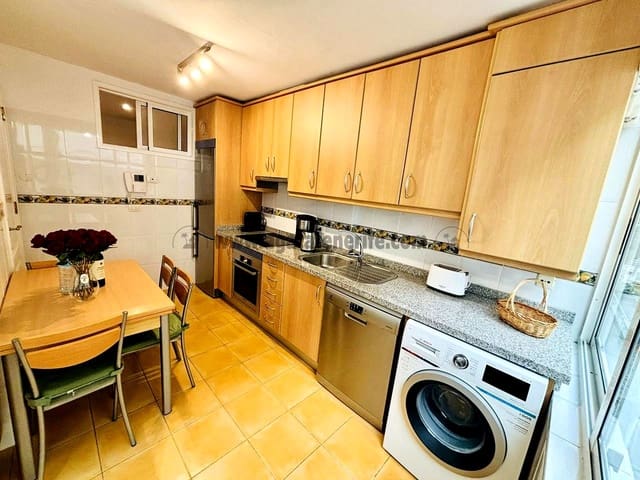 3 bedroom Flat for rent in Puerto de la Cruz - € 1,400 (Ref: 9190780)