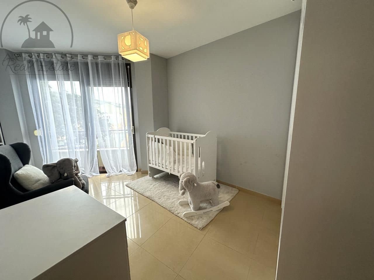 5 bedroom Villa for sale in Icod de los Vinos with garage - € 365,000 (Ref: 9196814)