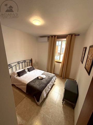 3 soveværelse Villa til leje i Buenavista del Norte med garage - € 900 (Ref: 9198576)