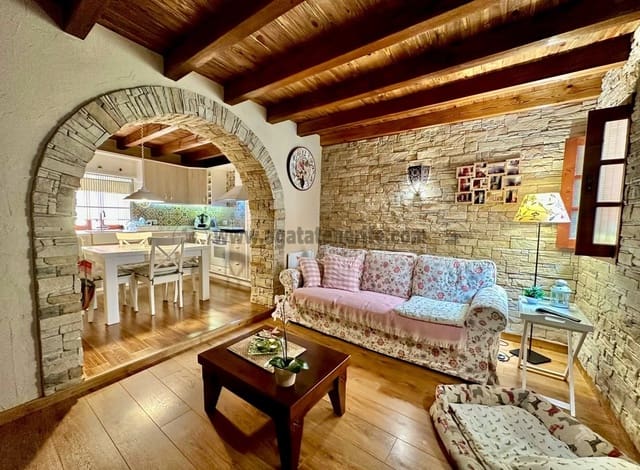 3 soverom Villa til salgs i Icod de los Vinos med garasje - € 290 000 (Ref: 9209309)