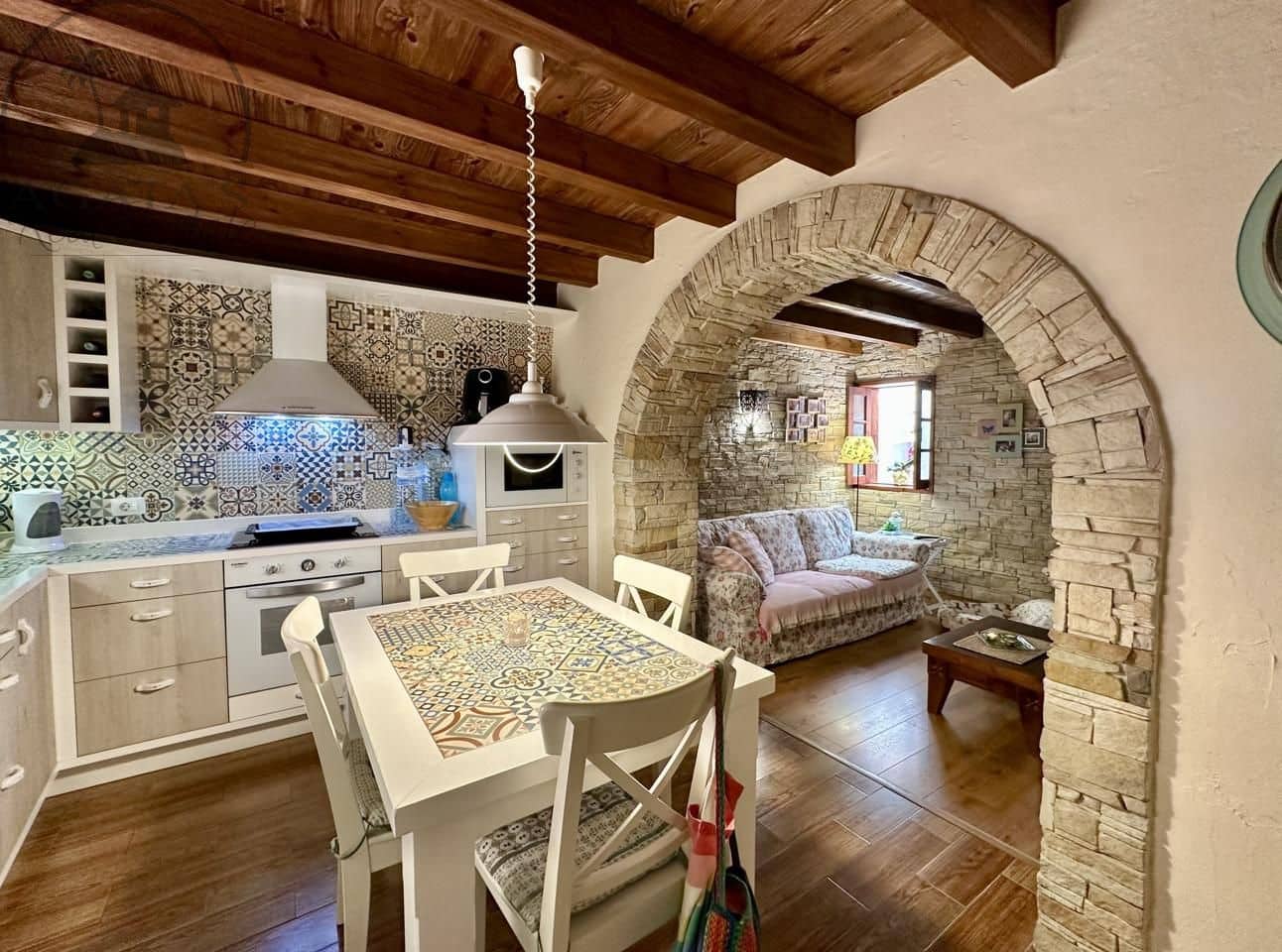 3 bedroom Villa for sale in Icod de los Vinos with garage - € 290,000 (Ref: 9209309)