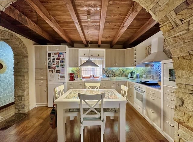 Chalet de 3 habitaciones en Icod de los Vinos en venta con garaje - 290.000 € (Ref: 9209309)