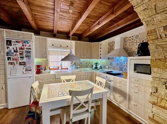 Chalet de 3 habitaciones en Icod de los Vinos en venta con garaje - 290.000 € (Ref: 9209309)