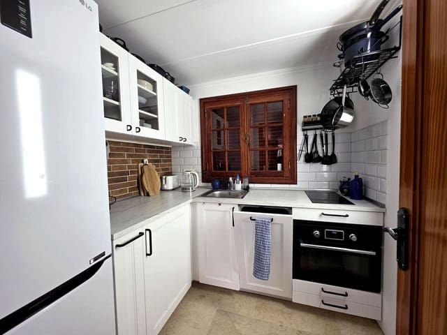 1 bedroom Flat for rent in Puerto de la Cruz - € 1,200 (Ref: 9231889)