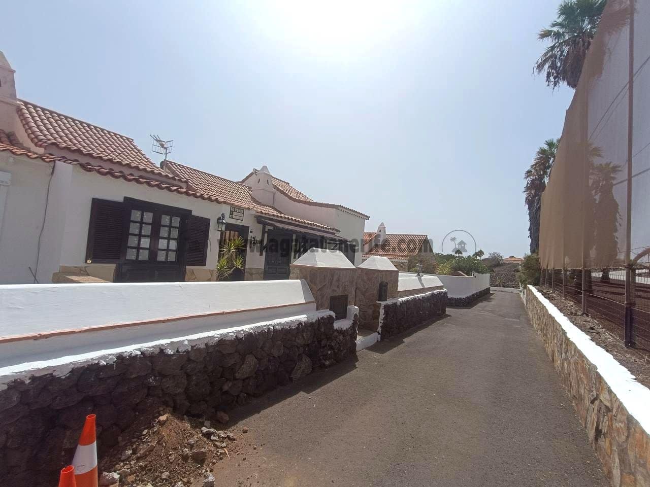 4 bedroom Bungalow for sale in Golf del Sur - € 470,000 (Ref: 9238897)