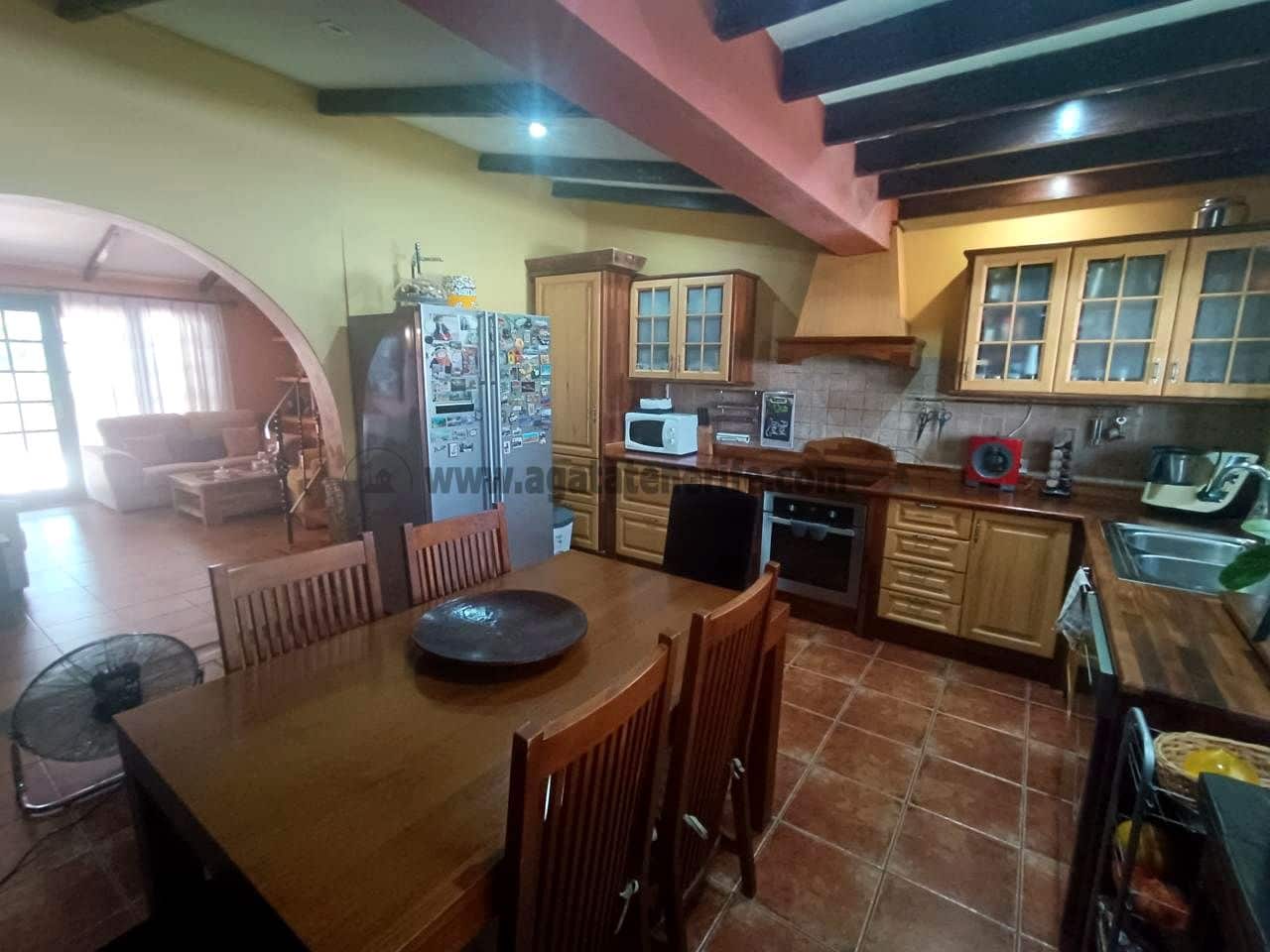 4 bedroom Bungalow for sale in Golf del Sur - € 470,000 (Ref: 9238897)