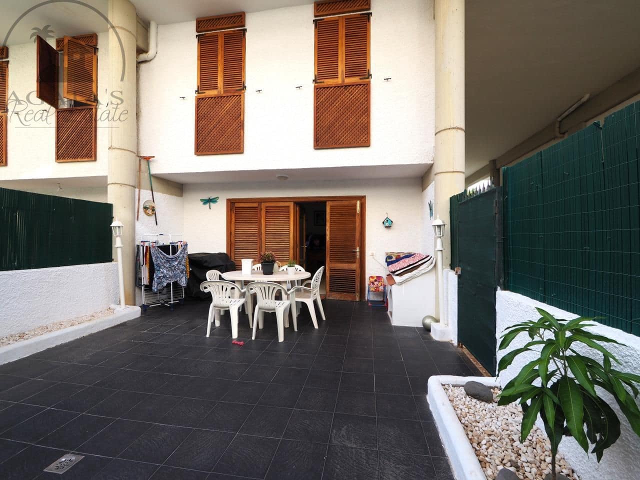 4 bedroom Flat for sale in Puerto de la Cruz with pool garage - € 330,000 (Ref: 9254519)