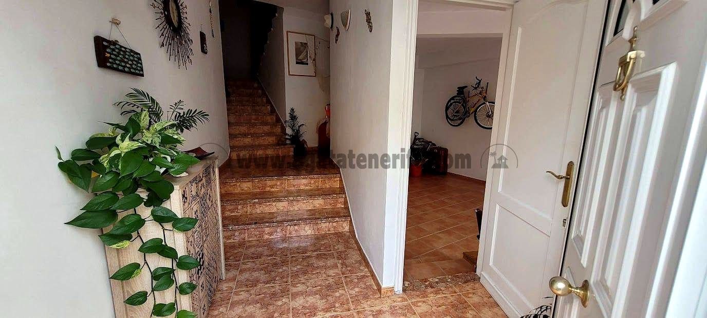 3 soverom Villa til salgs i Icod de los Vinos med garasje - € 346 500 (Ref: 9294099)