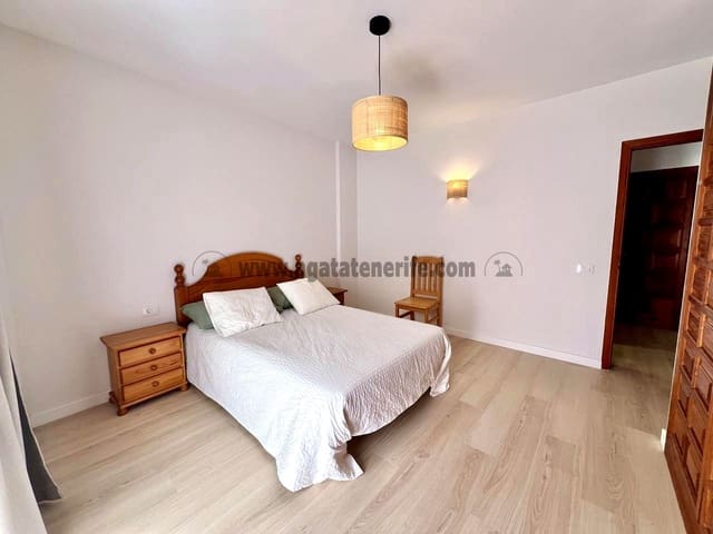 2 soveværelse Lejlighed til leje i Puerto de la Cruz - € 1.250 (Ref: 9340374)