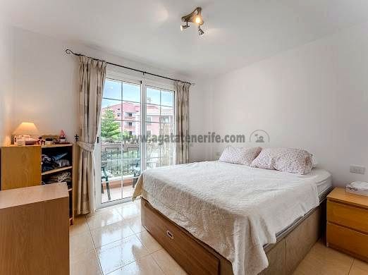 3 Zimmer Wohnung zu verkaufen in Palm-Mar mit Pool - 375.000 € (Ref: 9356524)