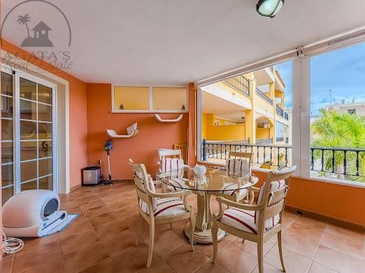 3 soverom Leilighet til salgs i Palm-Mar med svømmebasseng - € 375 000 (Ref: 9356524)