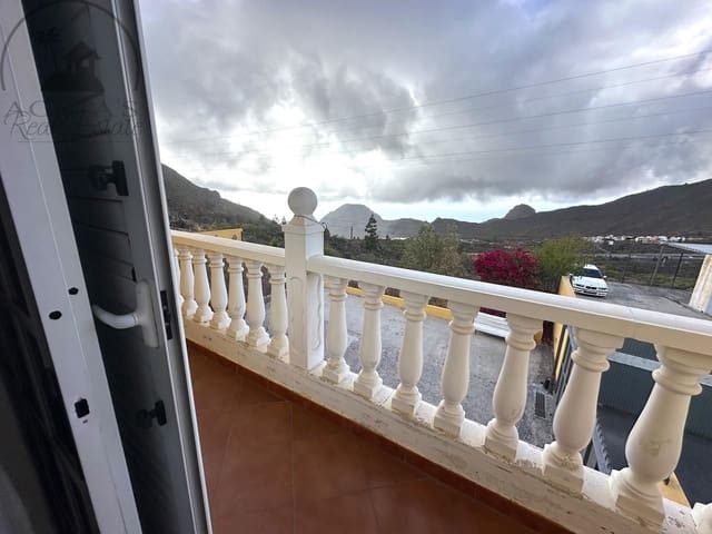 4 sovrum Finca/Hus på landet till salu i Santiago del Teide med garage - 630 000 € (Ref: 9381989)